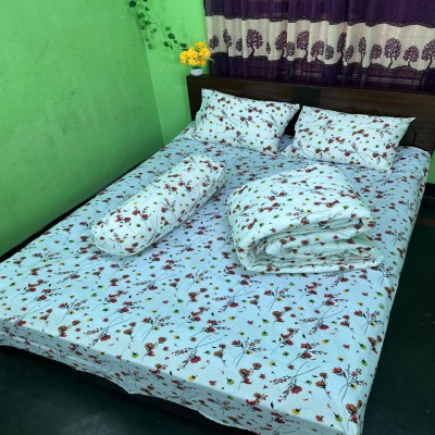 কটন কাপড়ের ৫পিসের কম্ফোটার সেট
