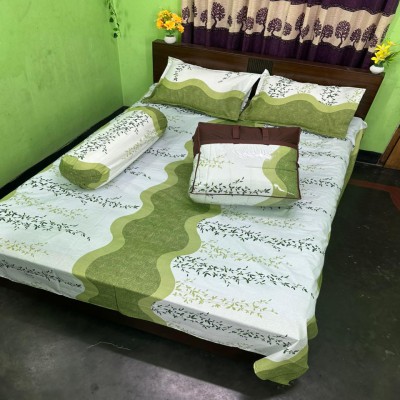 কটন কাপড়ের ৫পিসের কম্ফোটার সেট